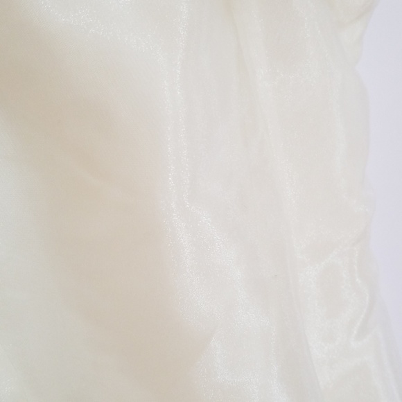 Child's ivory floor length flower girl gown - Picture 5 of 6